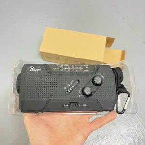 Preppi Emergency Crank Radio Solar Flashlight SOS Phone Charger New